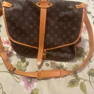 Beautiful Authentic Louis Vuitton monogram coated canvas